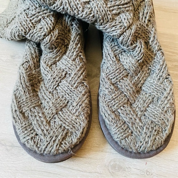 UGG Lottie Knit Boots Gray Sz 5 - Picture 8 of 8